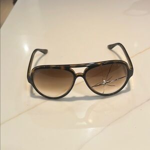 RayBan Tortoise shell- cracked lens; Ray-Ban RB4125 CATS 5000